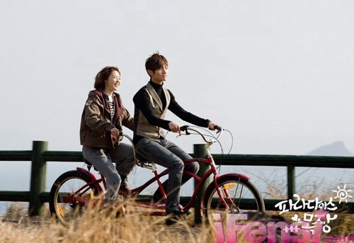 黑色喜鵲起名寓意是什么 黑色喜鵲起名寓意是什么